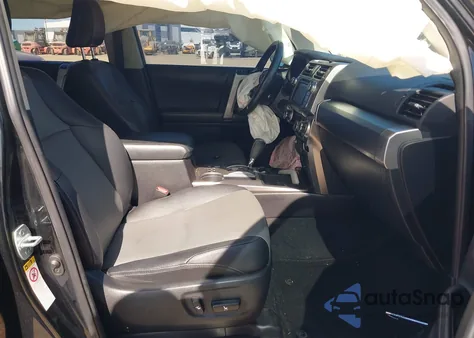 2015 Toyota 4Runner Sr5 Premium z USA, uszkodzony, nr VIN JTEZU5JRXF5093235